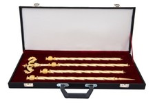 Crosse et étui pour personnel