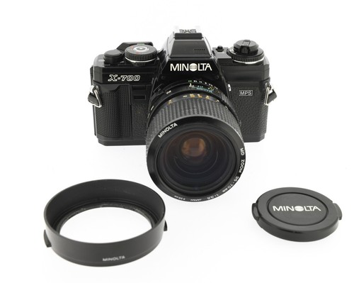 Minolta 700 zoom - +,