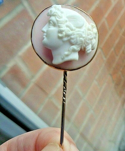 Broche cameo 9 carats - or,