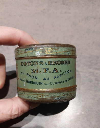 Ancienne boite fil - boite,