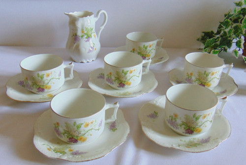 Tasses the 6 soucoupes et - a,