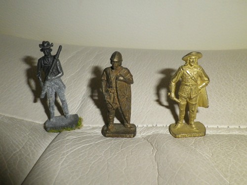 Petits soldats plomb genre - 3,