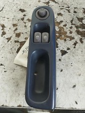 Interrupteur de leve vitre avant gauche RENAULT TWINGO 1 PHASE 1 7700416637
