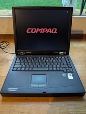 retrogaming portable compaq evo n110 Windows me pentium iii 1Ghz