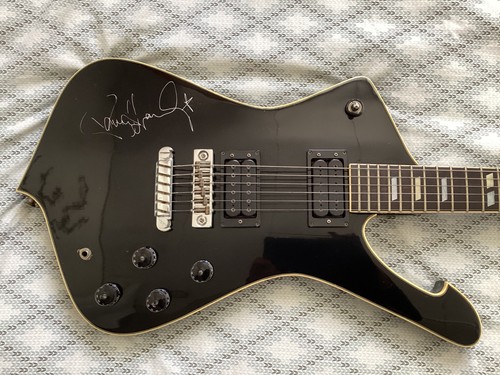 Ibanez iceman 1980 autographed - iceman,