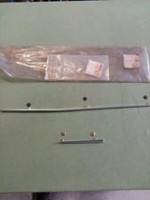 RENAULT 8_1130 / 1132 Baguettes de calandre