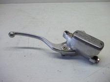 maitre cylindre de frein avant