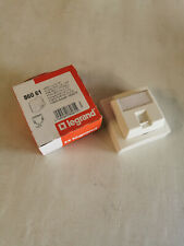 LEGRAND  OTEO  860 61  PRISE