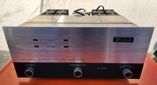 Vintage mcintosh mc2200 stereo - vintage,