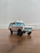 DINKY TOYS Range Rover Ambulance N°268