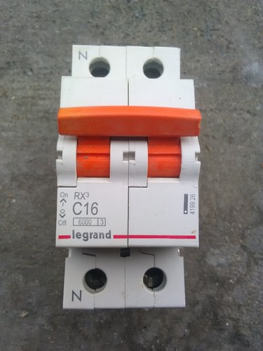 Disjoncteur bipolaire 16 - bipolaire,