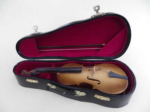 Novelty miniture musical - novelty,