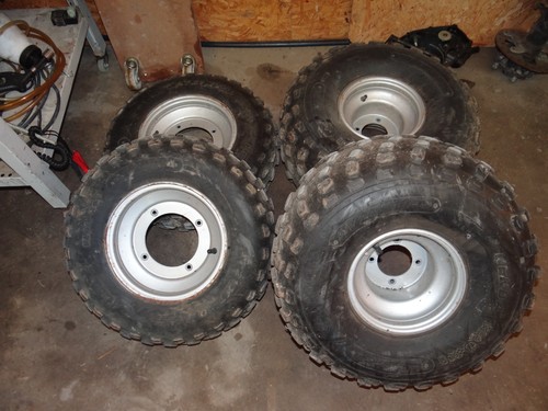 Jantes pneumatiques quad - 4,