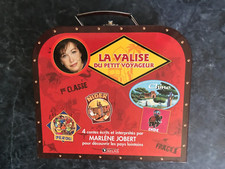 LA VALISE DU PETIT VOYAGEUR 4 contes écrits et interprétés par Marlène JOBERT