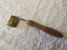 Outil à main Ancien Doseur pour Poudre 150-240g et Plomb 16-32g