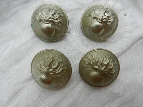 Lot boutons militaires - boutons,