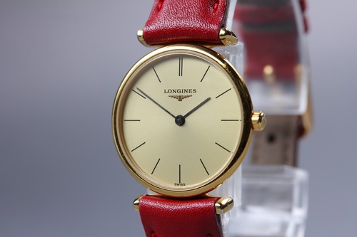 Presque comme neuve montre - comme, neuve]