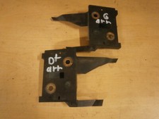 fixations latérales pare-chocs arrière bmw e30 phase2