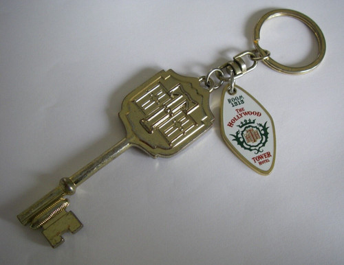 14cm grand porte clé - /,