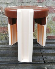 Ancien tabouret Vintage En plastique pour enfant H 24 cm déco collection 