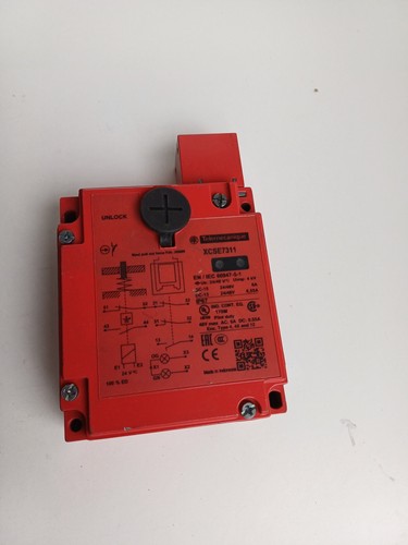 Telemecanqiue xcse7311 - ,