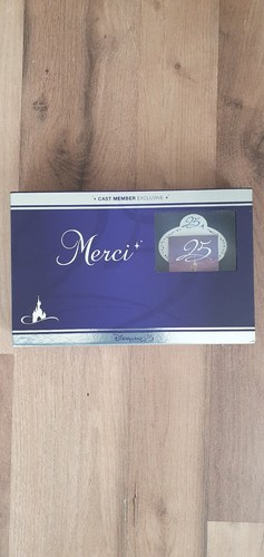 Coffret collector disneyland - coffret,