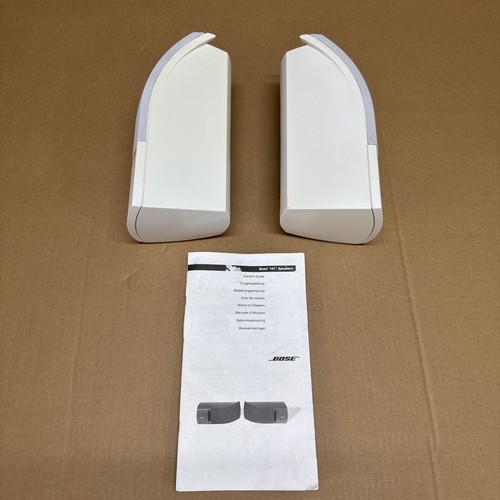 Pair bose 161 speakers - of,