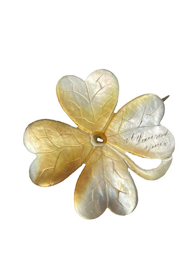 Broche nacre vintage - en,