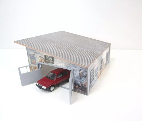 Diorama old auto garage - "old",