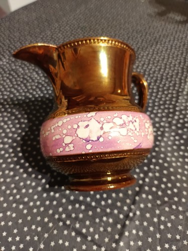 Petit pot lait faïence de - pot,