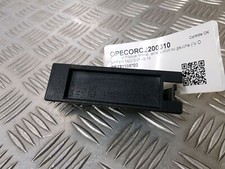 Eclaireur plaque immatriculation droit ou gauche Opel Corsa IV D de 2007 à 2015