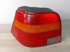 Feu arriere principal gauche