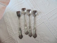 4 anciennes cuillères à sel en argent massif orfèvre L & R et 2 rames croisées