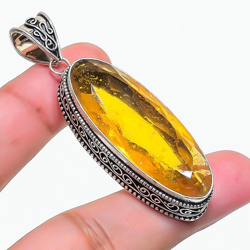 Pendentif pierre précieuse