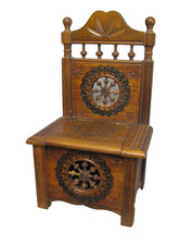 Meuble de poupée. Meuble breton. Jouet ancien.