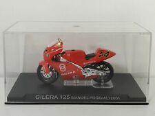 Moto compétition 25 - 1/24 Altaya IXO GILERA 125 Manuel POGGIALI 2001 rouge #54