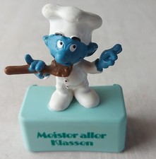Ancienne figurine Schtroumpf /