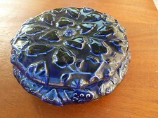 Ancienne boite à biscuit bleu