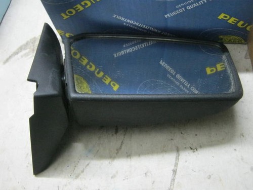 Mirroir droite peugeot 305
