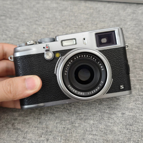New fujifilm fuji - new!, x100s