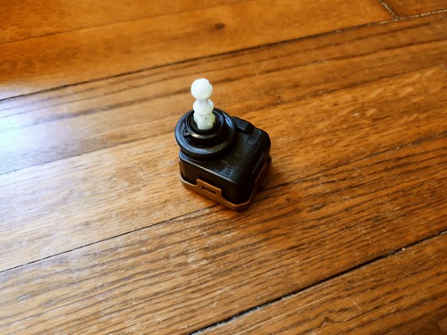 Moteur réglage phare portée