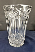 SAINT LOUIS , VASE EN CRISTAL  taillé 1950 H 15 CM  estampillés