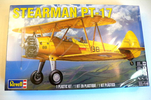 Kit revell stearman pt - revell,
