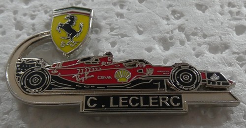 Beau pin sigle ferrari f1 - sigle,