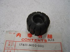 Caoutchouc avant de réservoir