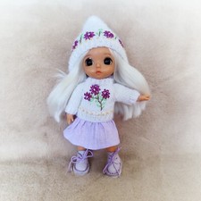Lati yellow outfit. Pukifee