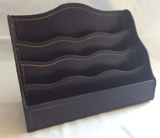 Anciens objets de bureau : Trieur de courrier  noir avec filet doré, en bois