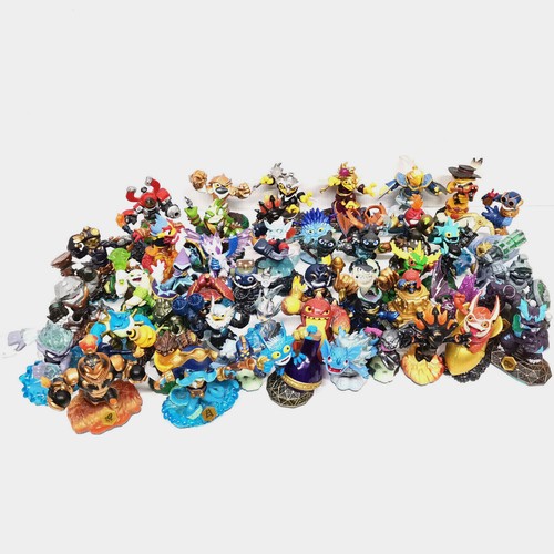 Skylanders figurines swap - skylanders,