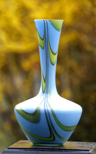 Vase opaline bleue à - opaline,