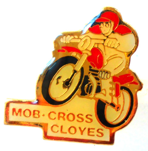 Pin mob cross - pin,